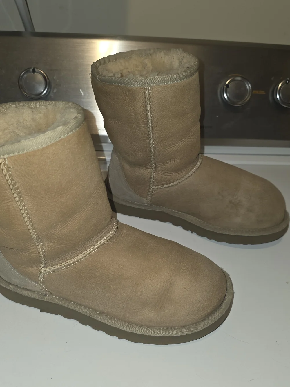 Classic Shearling-Lined Women’s Winter Boots - Tan